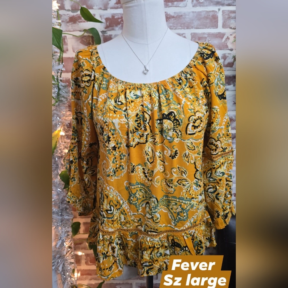 Fever womens top sz large